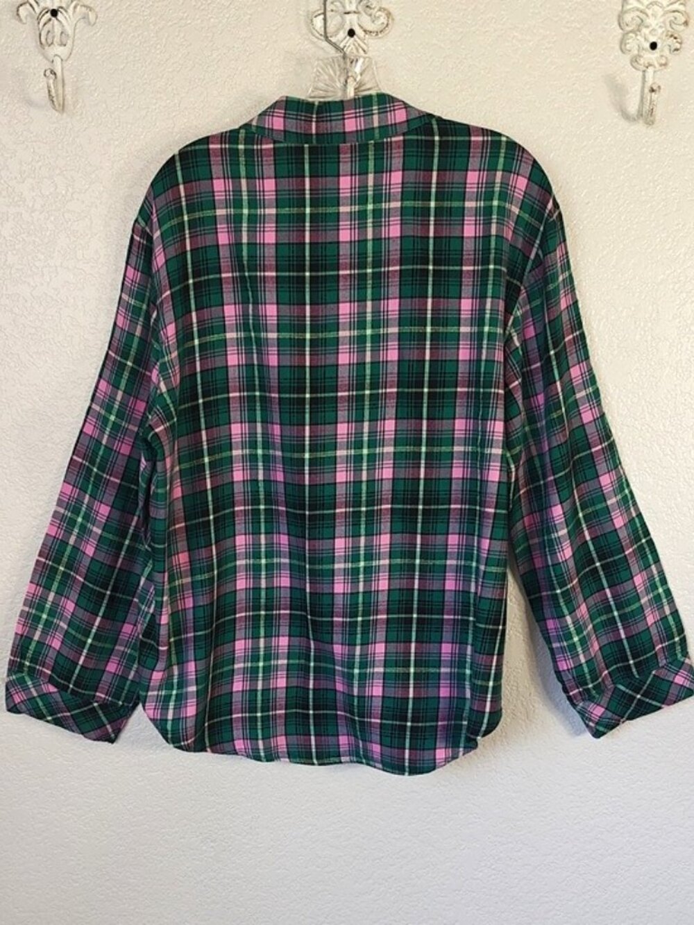 Victoria's Secret Size M Long Pajama Set Green & Pink Plaid - Picture 5 of 8